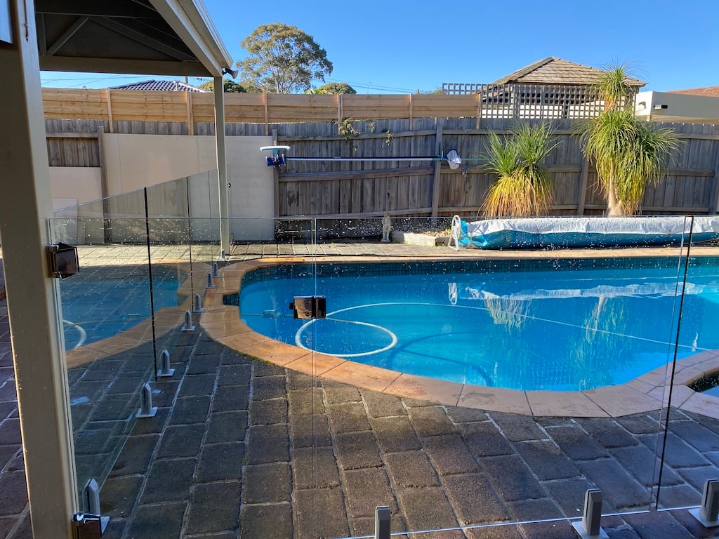 pool fence chelsea heights 5