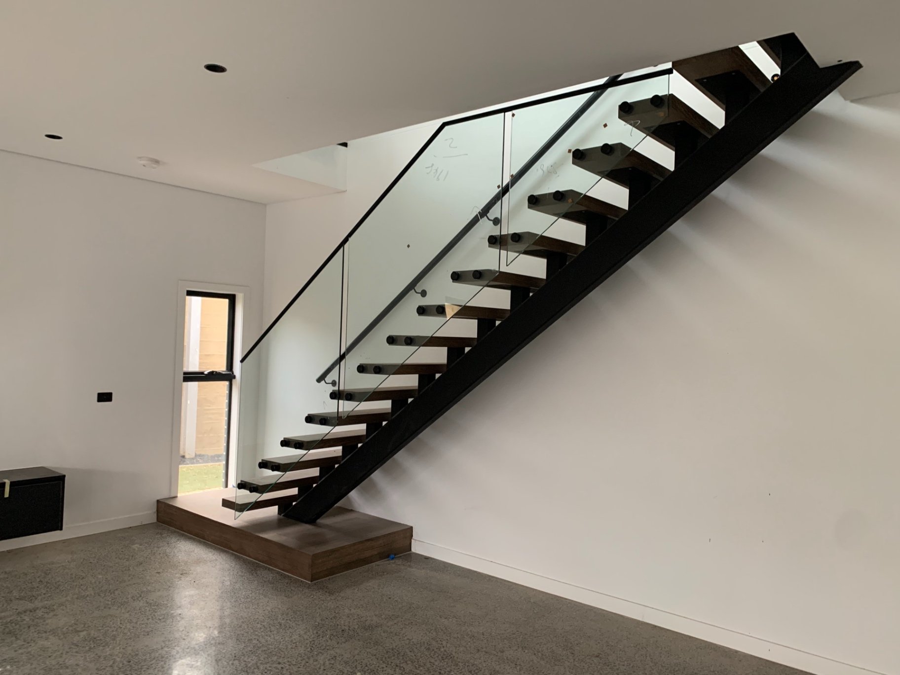 Glass Balustrade Wheelers Hill 4-1 Glass Balustrade Wheelers Hill 4-1