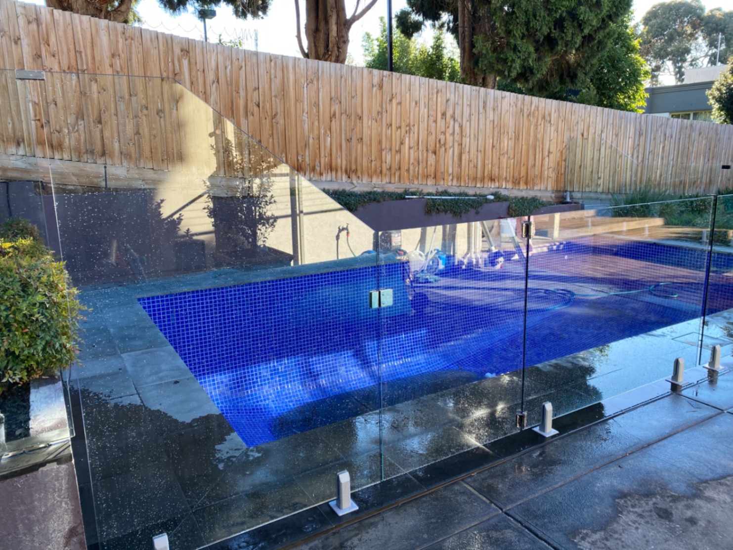 Glass Pool Fencing Balwyn 4-1