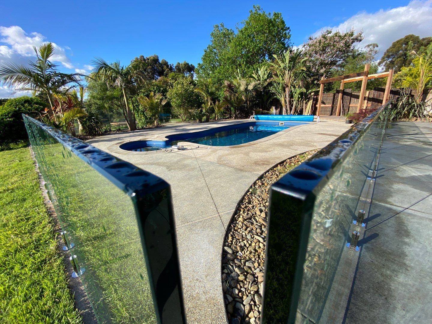 Glass Pool Fencing Cranbourne South 2